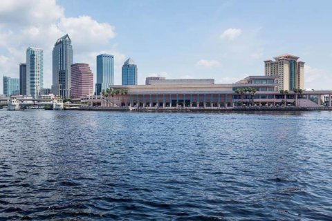 В первом квартале 2022 г. Флориду посетило рекордное число туристов