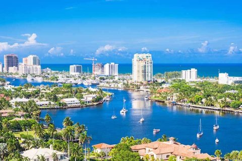 Средняя цена продажи частных домов на юге Флориды в 1-м квартале 2023 г. выросла на 8%