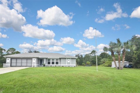 House in North Port, Florida 3 bedrooms, 160.54 sq.m. № 1361483 - photo 2