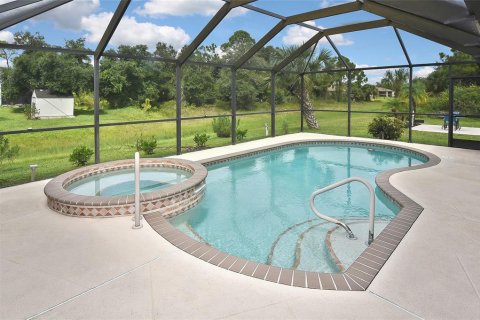 Villa ou maison à vendre à North Port, Floride: 3 chambres, 160.54 m2 № 1361483 - photo 3