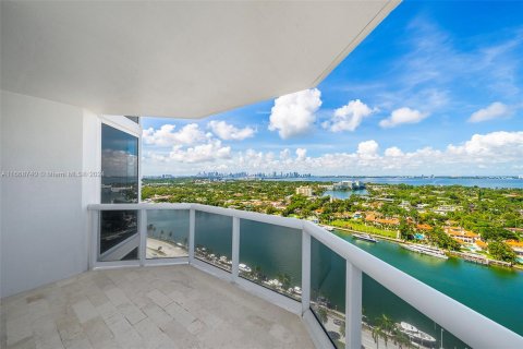 Condominio en venta en Miami Beach, Florida, 2 dormitorios, 128.21 m2 № 1387865 - foto 18