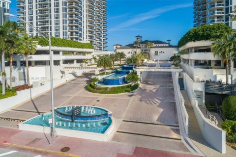 Condominio en venta en Miami Beach, Florida, 2 dormitorios, 128.21 m2 № 1387865 - foto 26