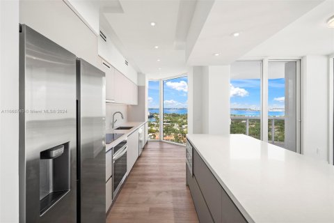 Condominio en venta en Miami Beach, Florida, 2 dormitorios, 128.21 m2 № 1387865 - foto 6