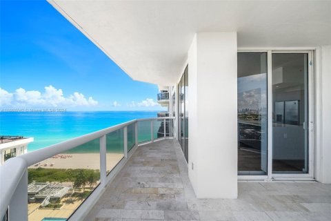 Condominio en venta en Miami Beach, Florida, 2 dormitorios, 128.21 m2 № 1387865 - foto 20