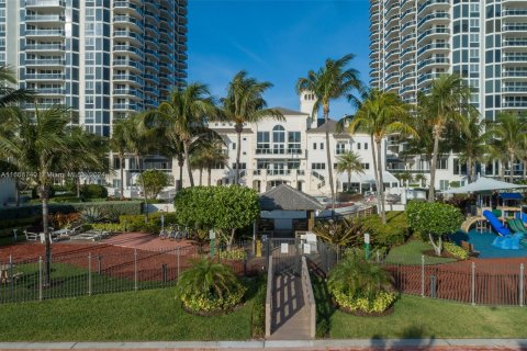 Condominio en venta en Miami Beach, Florida, 2 dormitorios, 128.21 m2 № 1387865 - foto 28