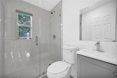 Villa ou maison à vendre à Opa-locka, Floride: 2 chambres, 55.18 m2 № 1387866 - photo 28