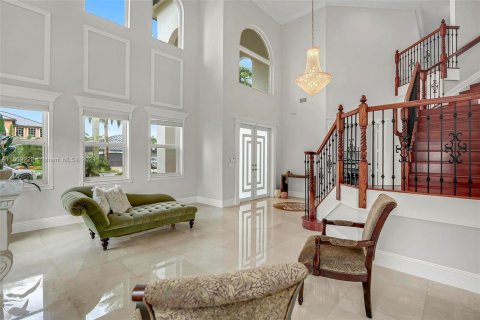 House in Miramar, Florida 6 bedrooms, 374.21 sq.m. № 1387952 - photo 3