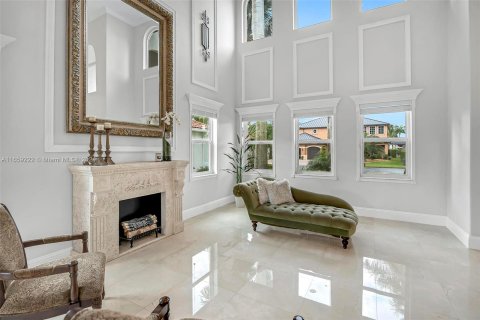 Villa ou maison à vendre à Miramar, Floride: 6 chambres, 374.21 m2 № 1387952 - photo 5