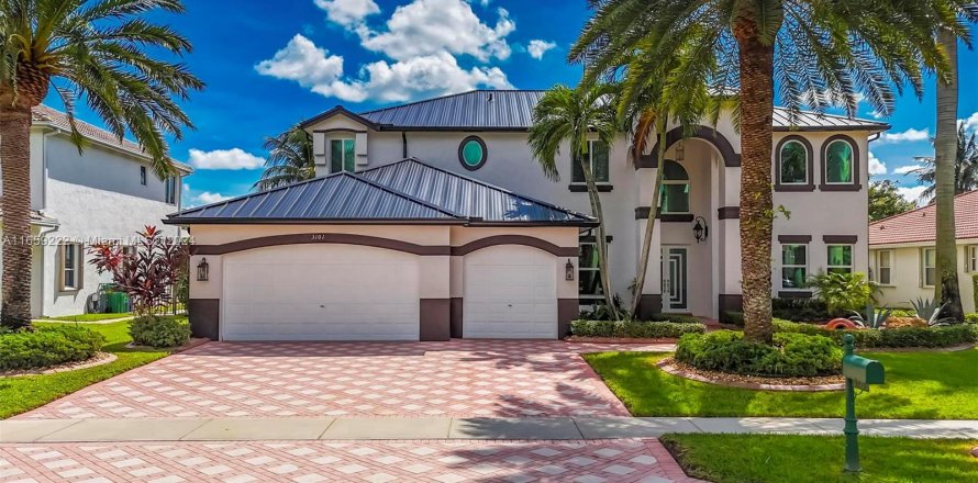 House in Miramar, Florida 6 bedrooms, 374.21 sq.m. № 1387952