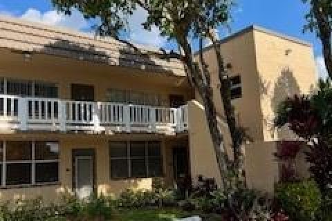 Condominio en venta en Sunrise, Florida, 1 dormitorio, 55.74 m2 № 986991 - foto 2