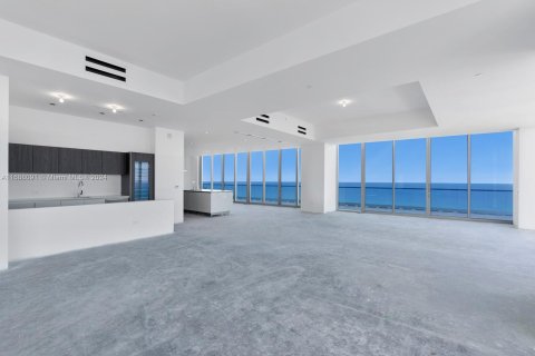 Condo in Sunny Isles Beach, Florida, 6 bedrooms  № 1430095 - photo 17