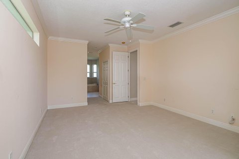 House in Vero Beach, Florida 3 bedrooms, 176.24 sq.m. № 1142409 - photo 20