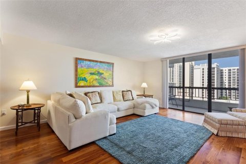 Condo in Orlando, Florida, 2 bedrooms  № 1350268 - photo 25