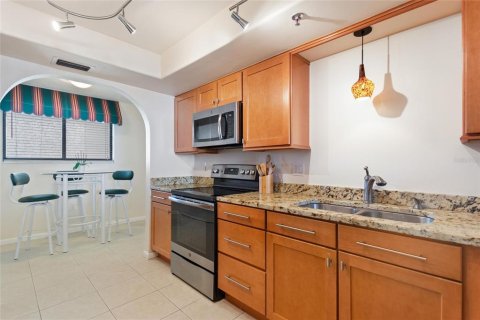 Condominio en alquiler en Orlando, Florida, 2 dormitorios, 124.3 m2 № 1350268 - foto 19