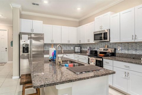 Adosado en venta en Wesley Chapel, Florida, 3 dormitorios, 163.51 m2 № 1361498 - foto 9