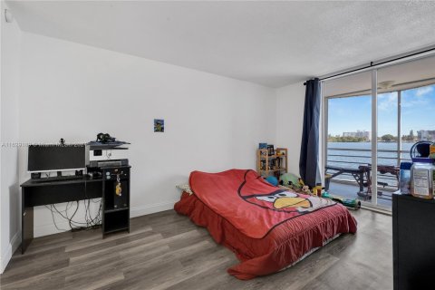 Copropriété à vendre à Miami, Floride: 1 chambre, 77.11 m2 № 1290683 - photo 15