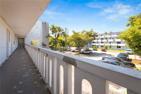 Copropriété à vendre à Miami, Floride: 1 chambre, 77.11 m2 № 1290683 - photo 20