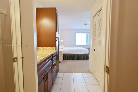 Condo in Delray Beach, Florida, 2 bedrooms  № 1407803 - photo 23