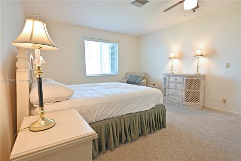 Condo in Delray Beach, Florida, 2 bedrooms  № 1407803 - photo 24