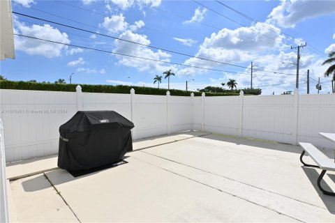 Condo in Delray Beach, Florida, 2 bedrooms  № 1407803 - photo 30