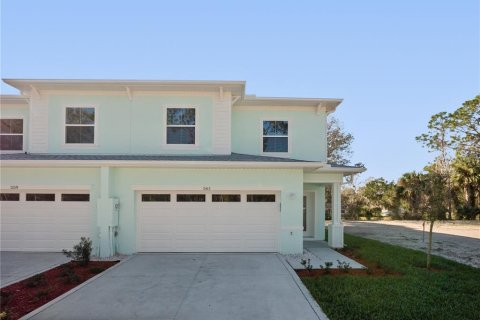 Townhouse in New Smyrna Beach, Florida 3 bedrooms, 158.31 sq.m. № 852498 - photo 16