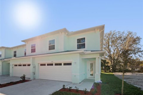 Townhouse in New Smyrna Beach, Florida 3 bedrooms, 158.31 sq.m. № 852497 - photo 19
