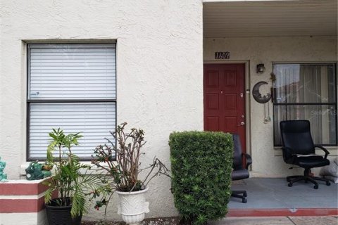 Condo in Orlando, Florida, 3 bedrooms  № 1109656 - photo 2