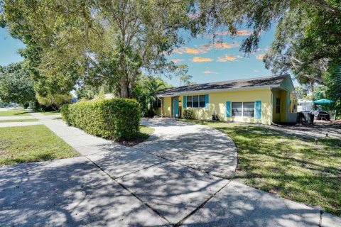 Villa ou maison à vendre à Vero Beach, Floride: 4 chambres, 156.73 m2 № 884606 - photo 21