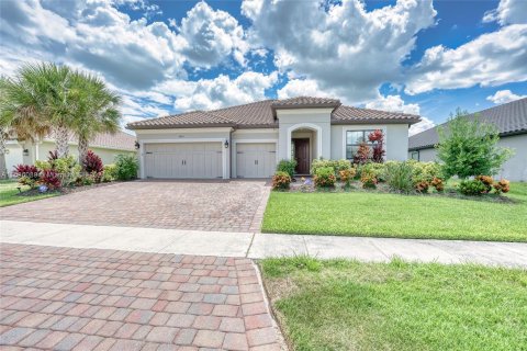 Villa ou maison à vendre à Kissimmee, Floride: 4 chambres, 253.34 m2 № 1306045 - photo 6