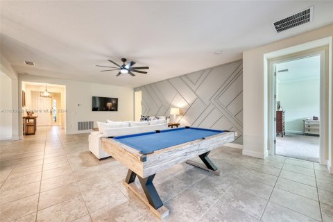 Villa ou maison à vendre à Kissimmee, Floride: 4 chambres, 253.34 m2 № 1306045 - photo 20