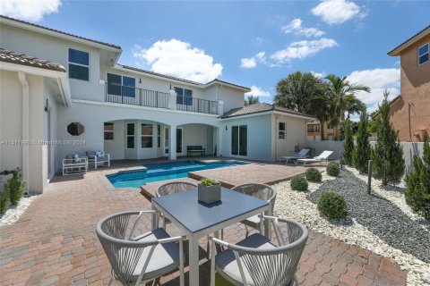 Villa ou maison à vendre à Miramar, Floride: 5 chambres, 292.55 m2 № 1128400 - photo 21