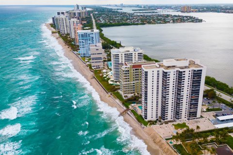 Condominio en venta en Riviera Beach, Florida, 3 dormitorios, 209.03 m2 № 883385 - foto 22