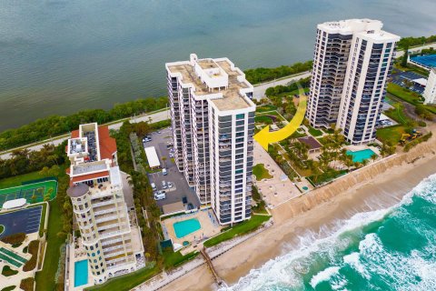 Condominio en venta en Riviera Beach, Florida, 3 dormitorios, 209.03 m2 № 883385 - foto 15