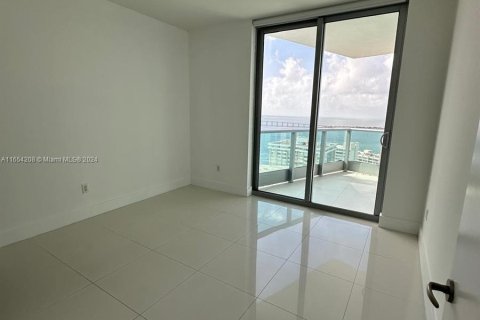 Condo in Miami, Florida, 2 bedrooms  № 1348864 - photo 15