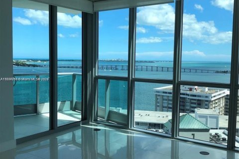 Copropriété à louer à Miami, Floride: 2 chambres, 142.05 m2 № 1348864 - photo 3