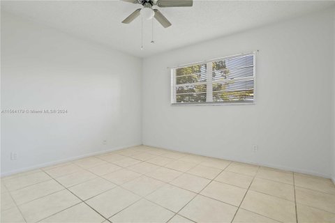 Condominio en venta en Sunrise, Florida, 2 dormitorios, 99.78 m2 № 1120651 - foto 7