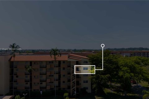 Condominio en venta en Sunrise, Florida, 2 dormitorios, 99.78 m2 № 1120651 - foto 5