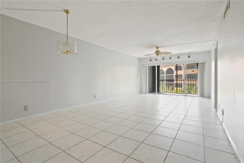 Condominio en venta en Sunrise, Florida, 2 dormitorios, 99.78 m2 № 1120651 - foto 19