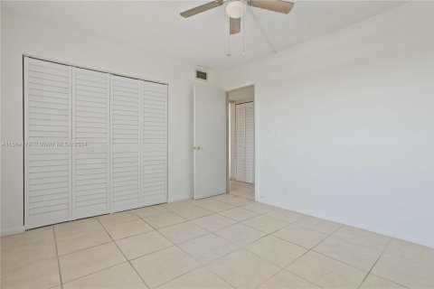 Copropriété à vendre à Sunrise, Floride: 2 chambres, 99.78 m2 № 1120651 - photo 10