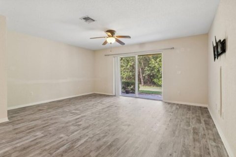 Townhouse in Stuart, Florida 2 bedrooms, 118.91 sq.m. № 1152205 - photo 25