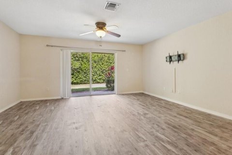 Townhouse in Stuart, Florida 2 bedrooms, 118.91 sq.m. № 1152205 - photo 26