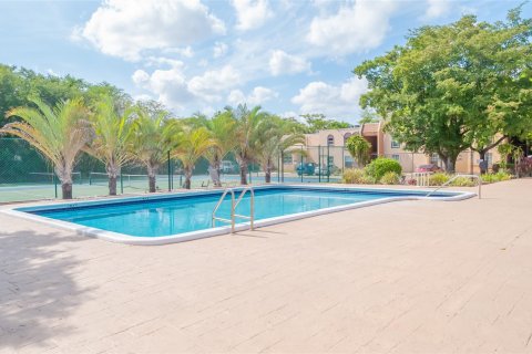 Copropriété à vendre à Lauderhill, Floride: 1 chambre, 83.61 m2 № 1152176 - photo 10