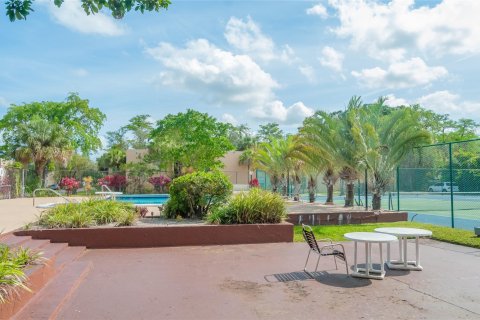 Condo in Lauderhill, Florida, 1 bedroom  № 1152176 - photo 8