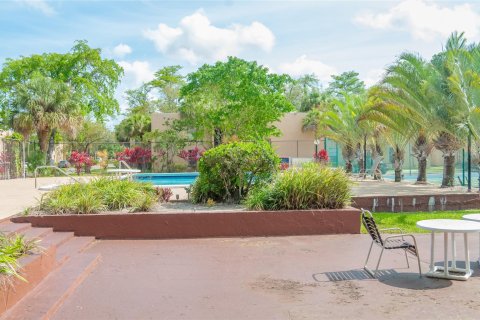 Copropriété à vendre à Lauderhill, Floride: 1 chambre, 83.61 m2 № 1152176 - photo 13