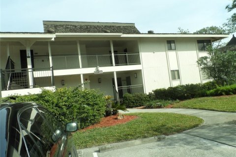 Condo in Wesley Chapel, Florida, 3 bedrooms  № 1376647 - photo 1