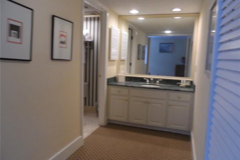 Condo in Wesley Chapel, Florida, 3 bedrooms  № 1376647 - photo 10