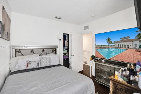 Adosado en venta en Miramar, Florida, 3 dormitorios, 134.71 m2 № 1153417 - foto 21