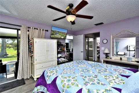 Condo in Punta Gorda, Florida, 2 bedrooms  № 485148 - photo 21