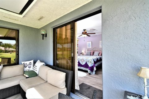 Condo in Punta Gorda, Florida, 2 bedrooms  № 485148 - photo 15