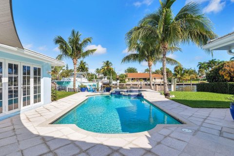 Villa ou maison à vendre à Lake Worth, Floride: 5 chambres, 289.48 m2 № 860755 - photo 17